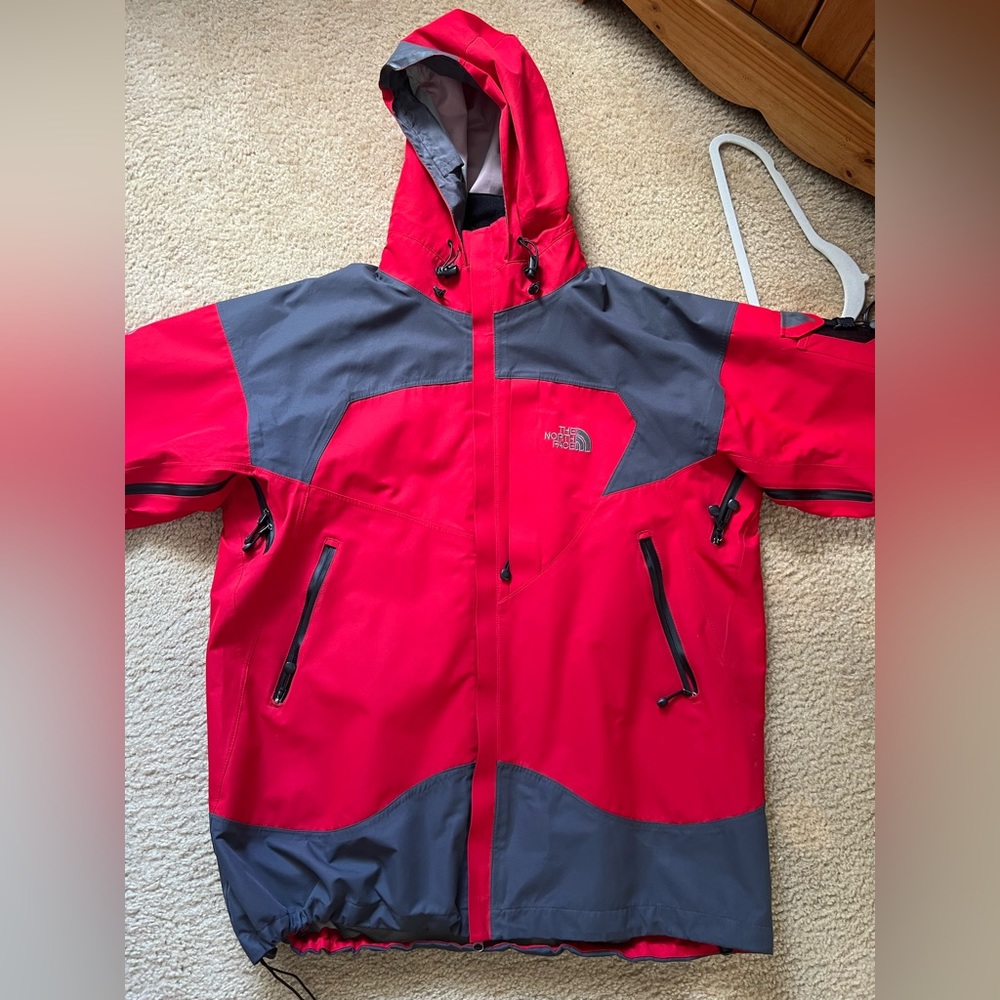 North Face Summit Series Jacket, Red, Men’s L-XL, Like new